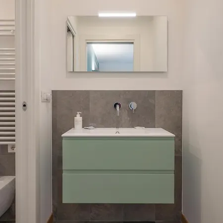 Palazzo Crovato - Design E Comfort Nel Cuore Di מילאנו