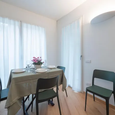 Palazzo Crovato - Design E Comfort Nel Cuore Di דירה *