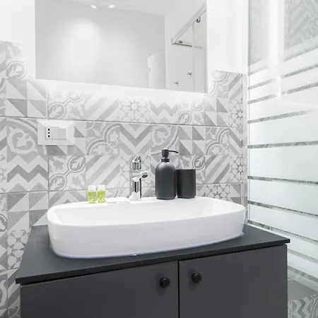 Apartman Easylife - Milano- Privata Angera 3 -