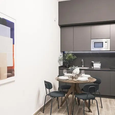Apartman Easylife - Milano- Privata Angera 3 - *