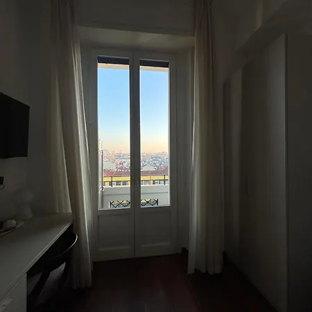 Enjoy Skyline Πανσιόν 4*