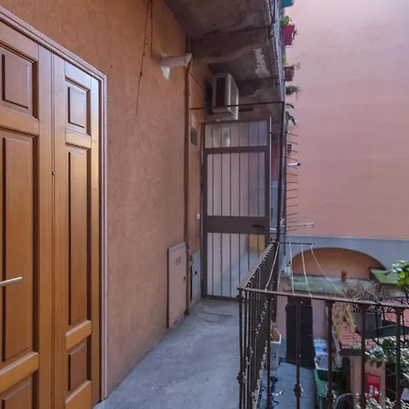 Cozy Porta Venezia Apartament Mediolan