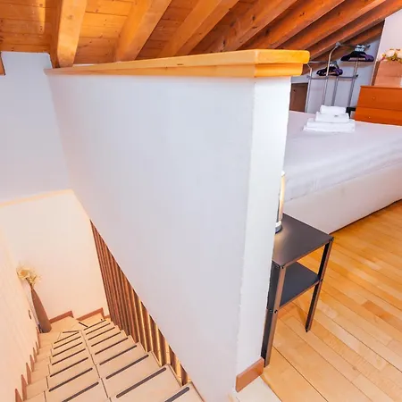Apartment Keys Of Italy - Salutati Stylish Bedroom *