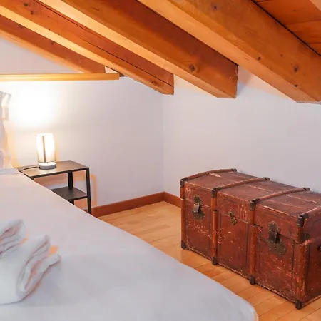 Keys Of Italy - Salutati Stylish Bedroom Milan