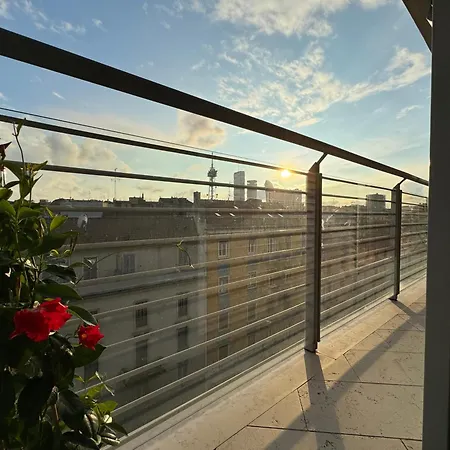 La Casa Di Gio - Life * Milaan