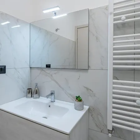 Apartment New With 4 Bedrooms