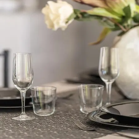 New With 4 Bedrooms Apartment Milan