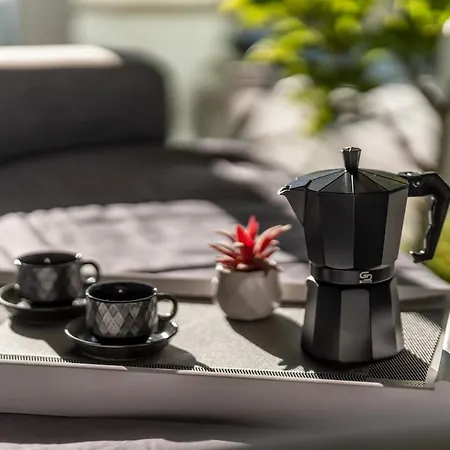 Apartment New With 4 Bedrooms *