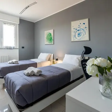 Apartment New With 4 Bedrooms *