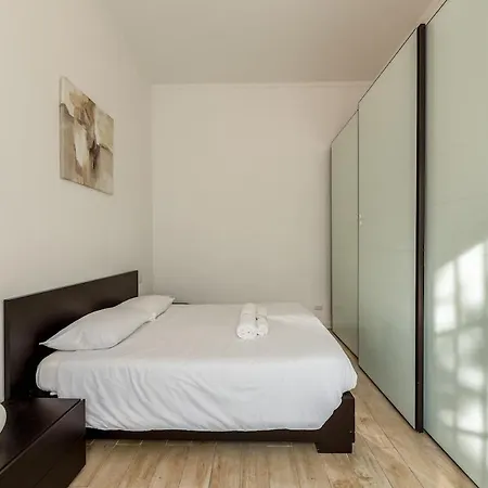 Apartment Metro Argonne Linate - Comfort - Free Wifi *