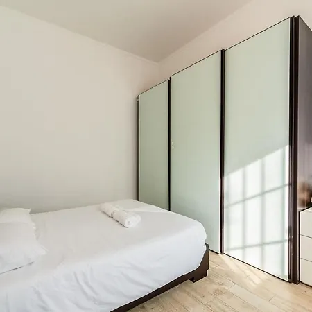 Metro Argonne Linate - Comfort - Free Wifi Apartment