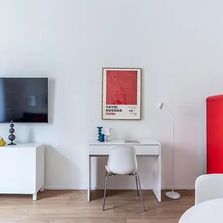 - Ampio E Nuovo Bilocale Milánó