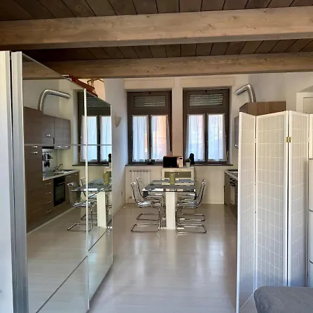 Pierina House A 4 Minuti Dalla Stazione Apartman Milánó