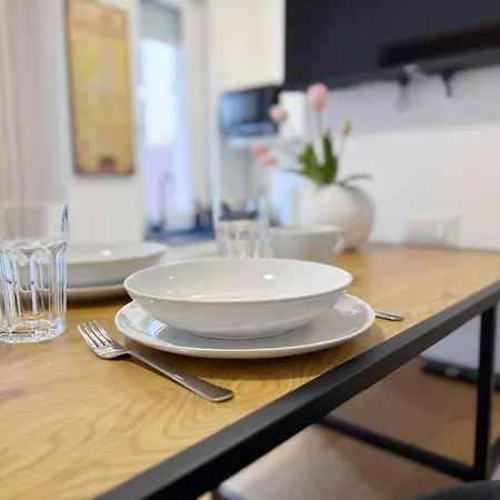 Viale Monza Ab - 2 Bedroom- 15 Min Dal Duomo * Milaan