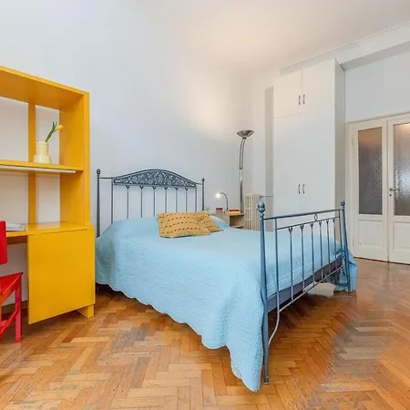 Mondrian Style House Milano