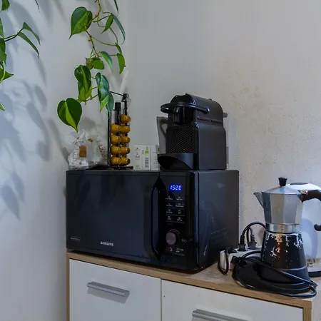 Cozy Private In - Convenient Location *