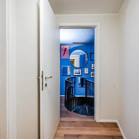 The Baldachin - Navigli Ticinese * Milan