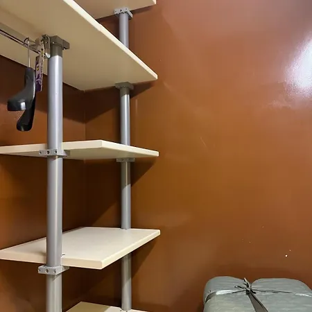 Appartamento Spacious Three In Corso Vercelli, In The Center