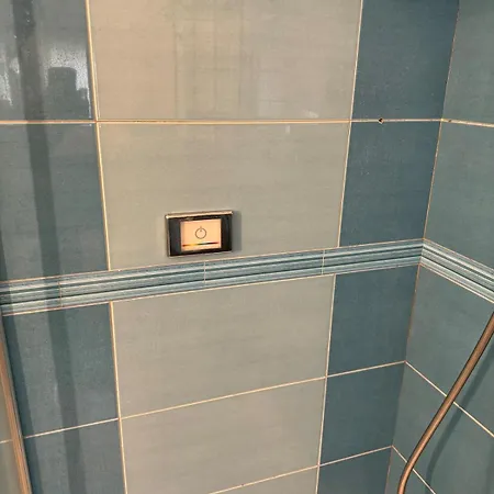 Spacious Three In Corso Vercelli, In The Center *