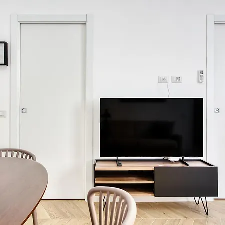 Domusmi Tadino 48 Milano