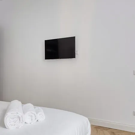 Domusmi Tadino 48 Апартаменты *