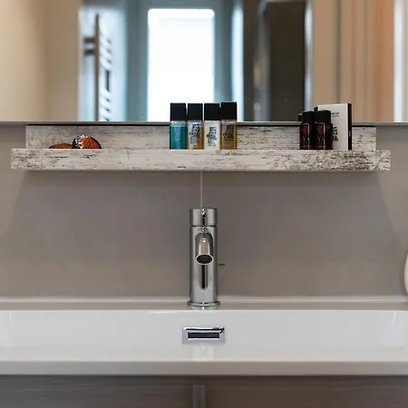 Littlesuitebande Nere 別荘