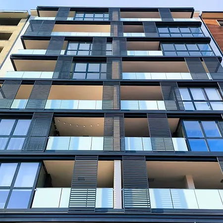 In Financial District 4 Pax Milano