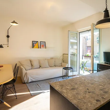 Paolo Sarpi - Charming With Terrace * ميلان