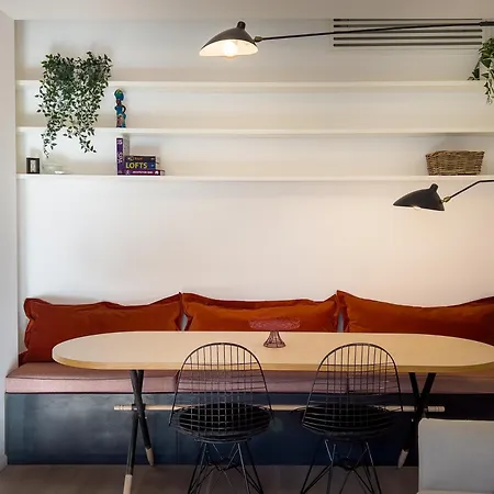 Paolo Sarpi - Charming With Terrace * Milan