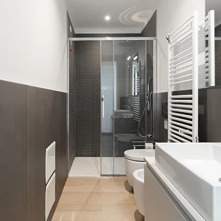 Italianway Comfort - Lazzaro Papi 14 C Milánó