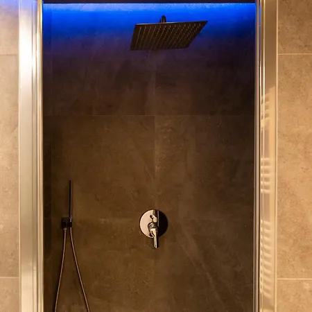 Lägenhet Funky Bilo Sempione *