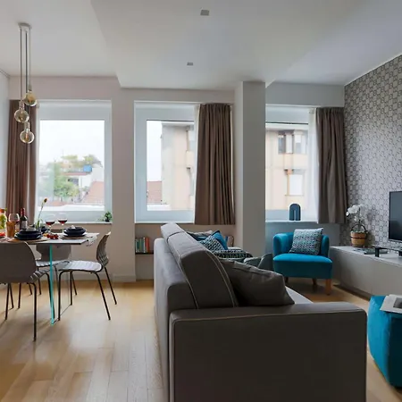 The Rent - Modern Bright In The Heart Of Milan