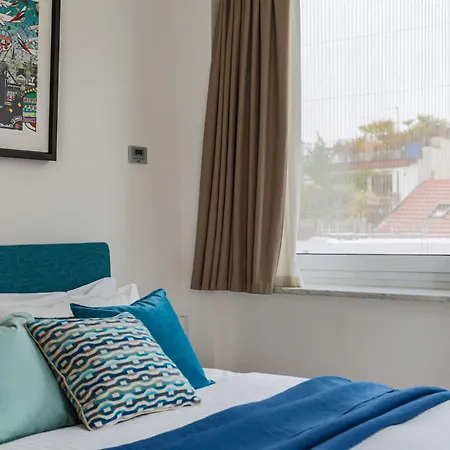 The Rent - Modern Bright In The Heart Of * Milan