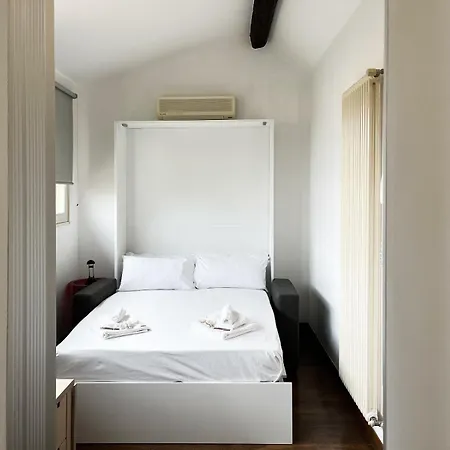 Apartment Brera Montenapoleone Milan