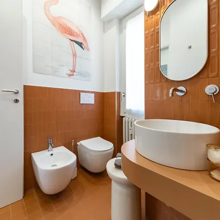 Skyline View With Private Terrace - 3 Min To Metro Milan