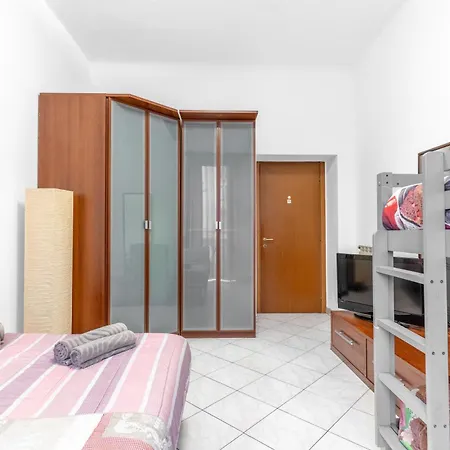 Apartment Mo109 - Loreto - Duomo- Large - Milan