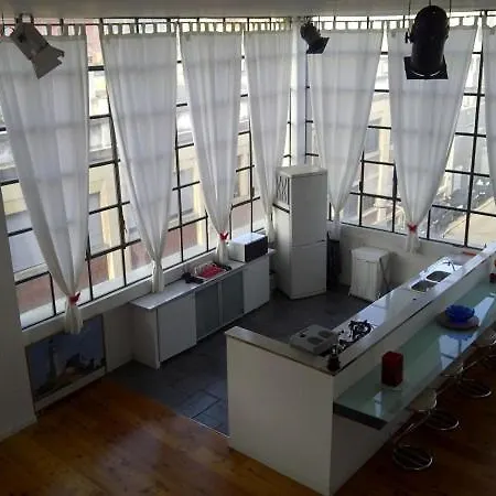 Loft Siete Vidas 200mq Con Terraza アパート ミラノ