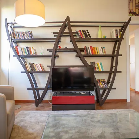 Apartment Bright And Comfy In A Beautiful Contemporary Mailand