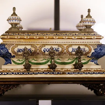 La Corte Di Stampa - * Milan