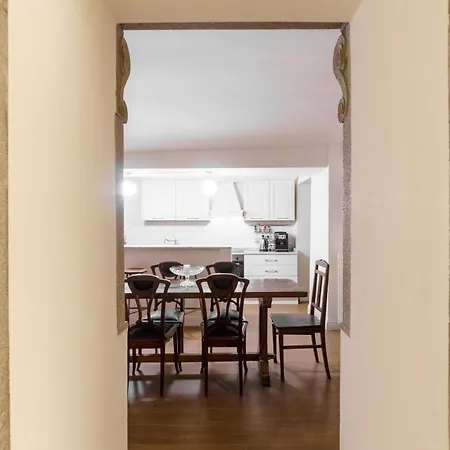 La Corte Di Stampa - * Milan