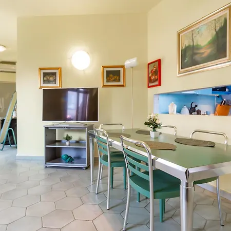 Repubblica-stazione Big House Skyline View 4 Pax Check In H24 아파트 *