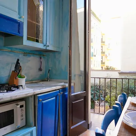 Apartment Eschilo In Rosa: Charme E Design Mailand