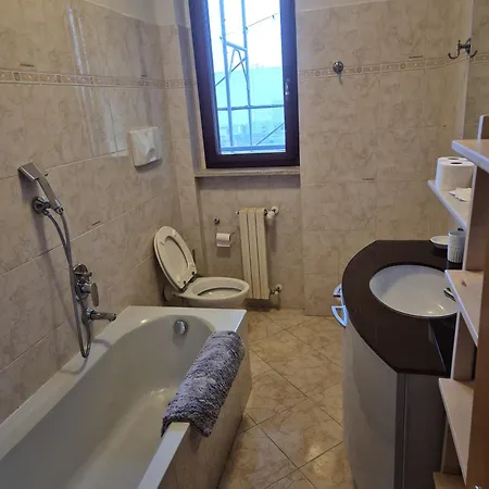 10 Min-linate Airport 100 M From The Metro * Milan