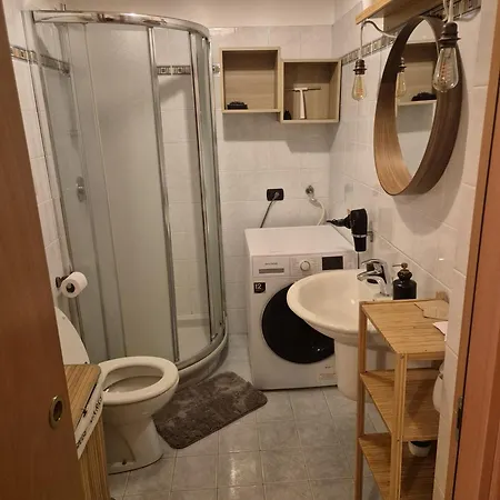 10 Min-linate Airport 100 M From The Metro