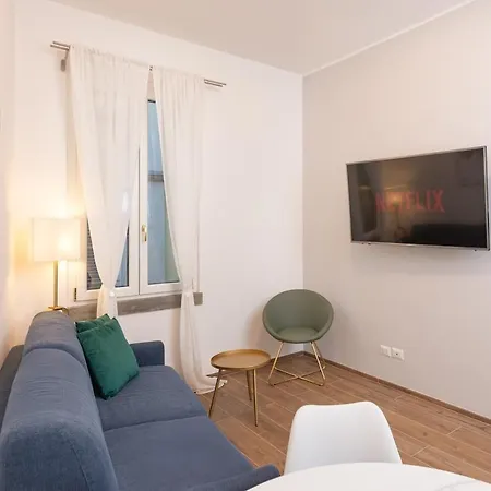 Flower - New Bright In Brera Apartment *