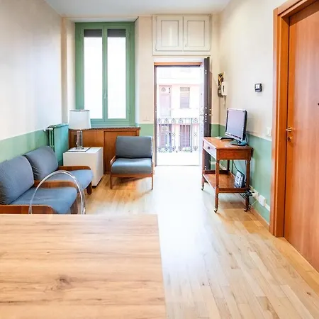 10 Min To Duomo New Chic Apt, 20 Min To Linate