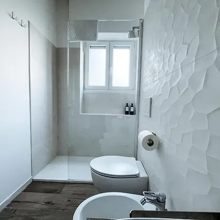 & Sky Escape - 5 Mins Center, Apartamento *