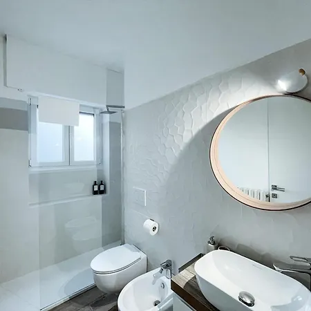 & Sky Escape - 5 Mins Center, Apartamento *