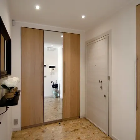 Apartment Park *