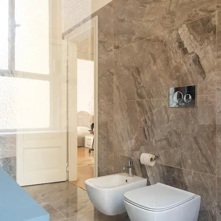 아파트 Navigli Harmony Flat, Beautiful & Bright Apartment, 3 Bdr *